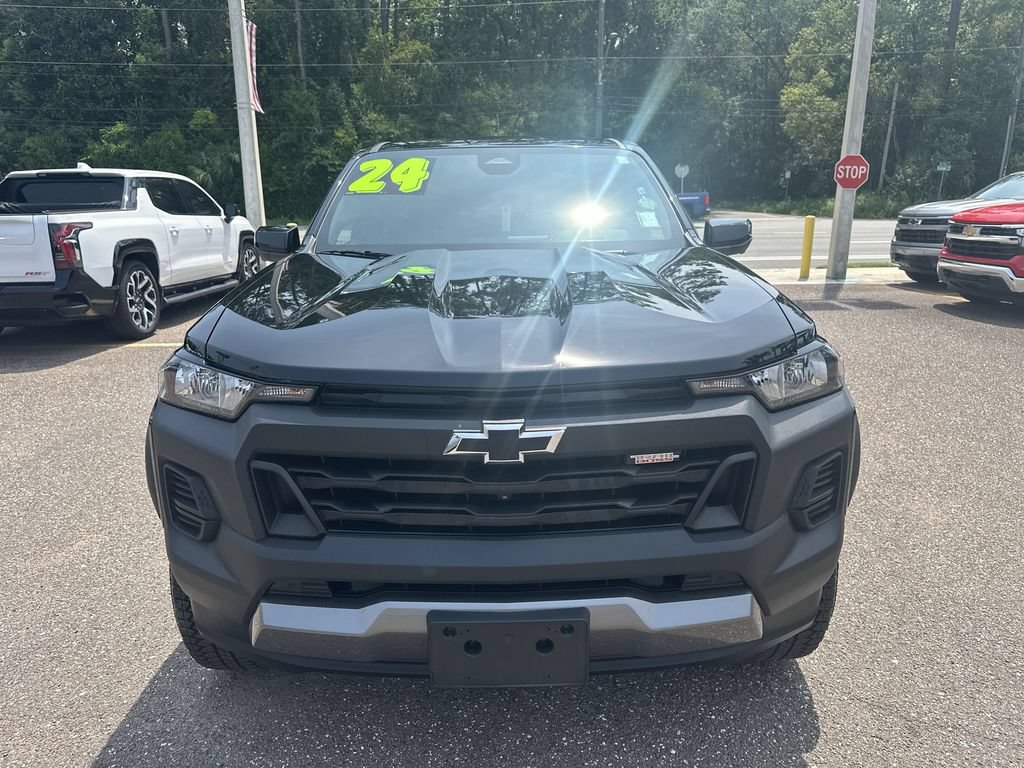 Used 2024 Chevrolet Colorado Trail Boss w/ LPO, Dark Essentials Package AWD/4WD image 11