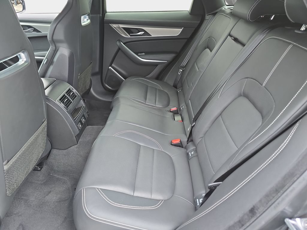 Certified 2025 Jaguar F-PACE R-Dynamic S AWD/4WD image 14