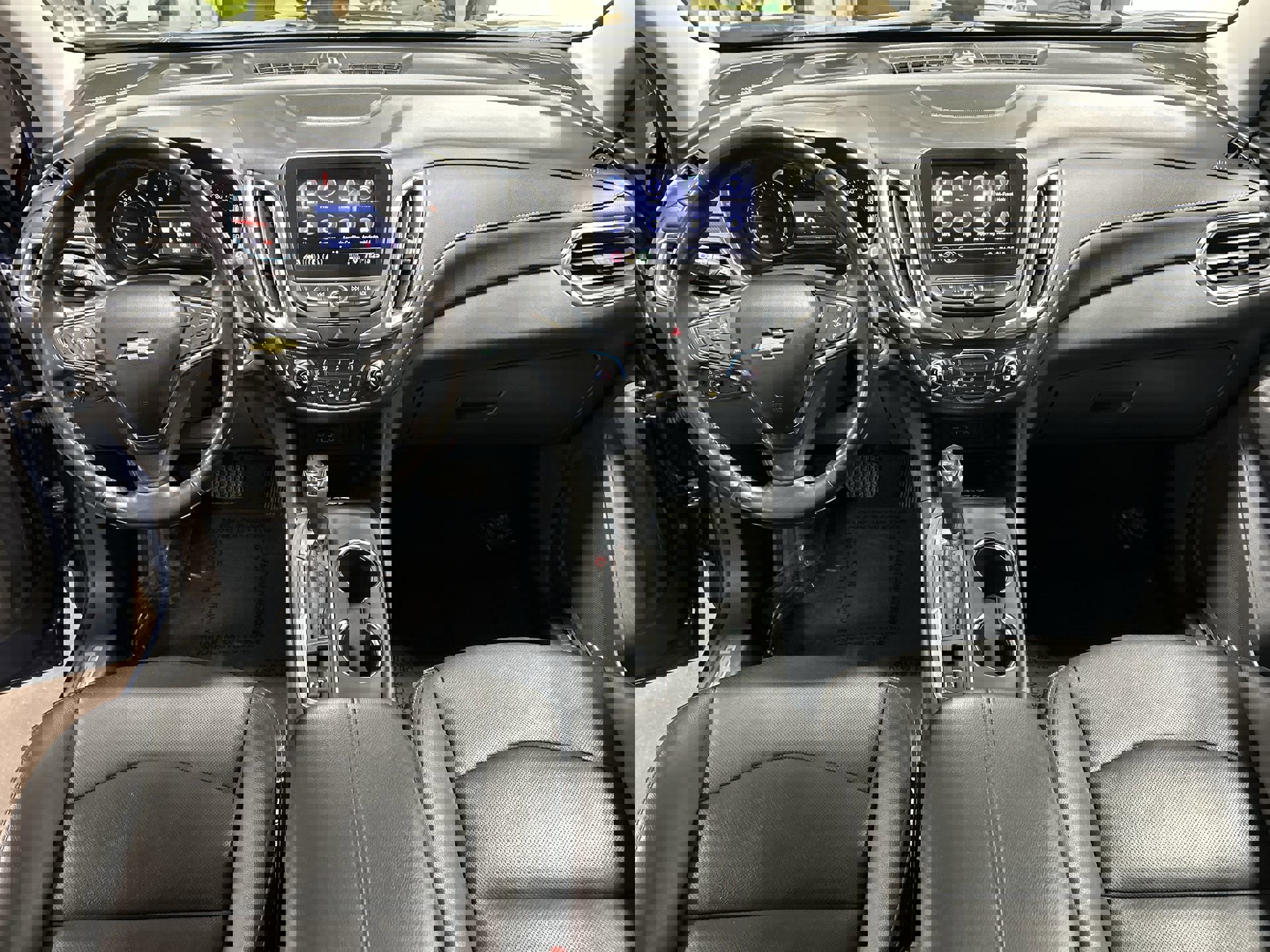 Used 2020 Chevrolet Equinox Premier image 21