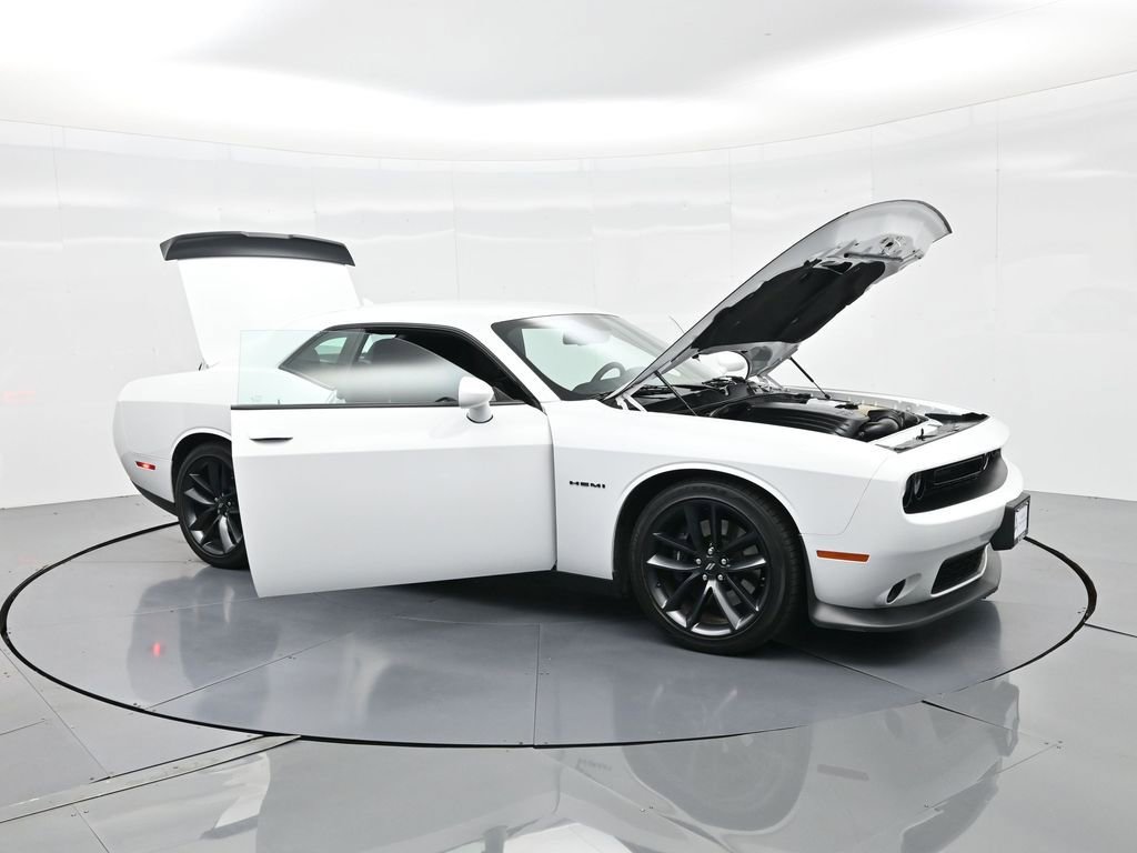 Used 2021 Dodge Challenger R/T w/ Performance Handling Group image 38