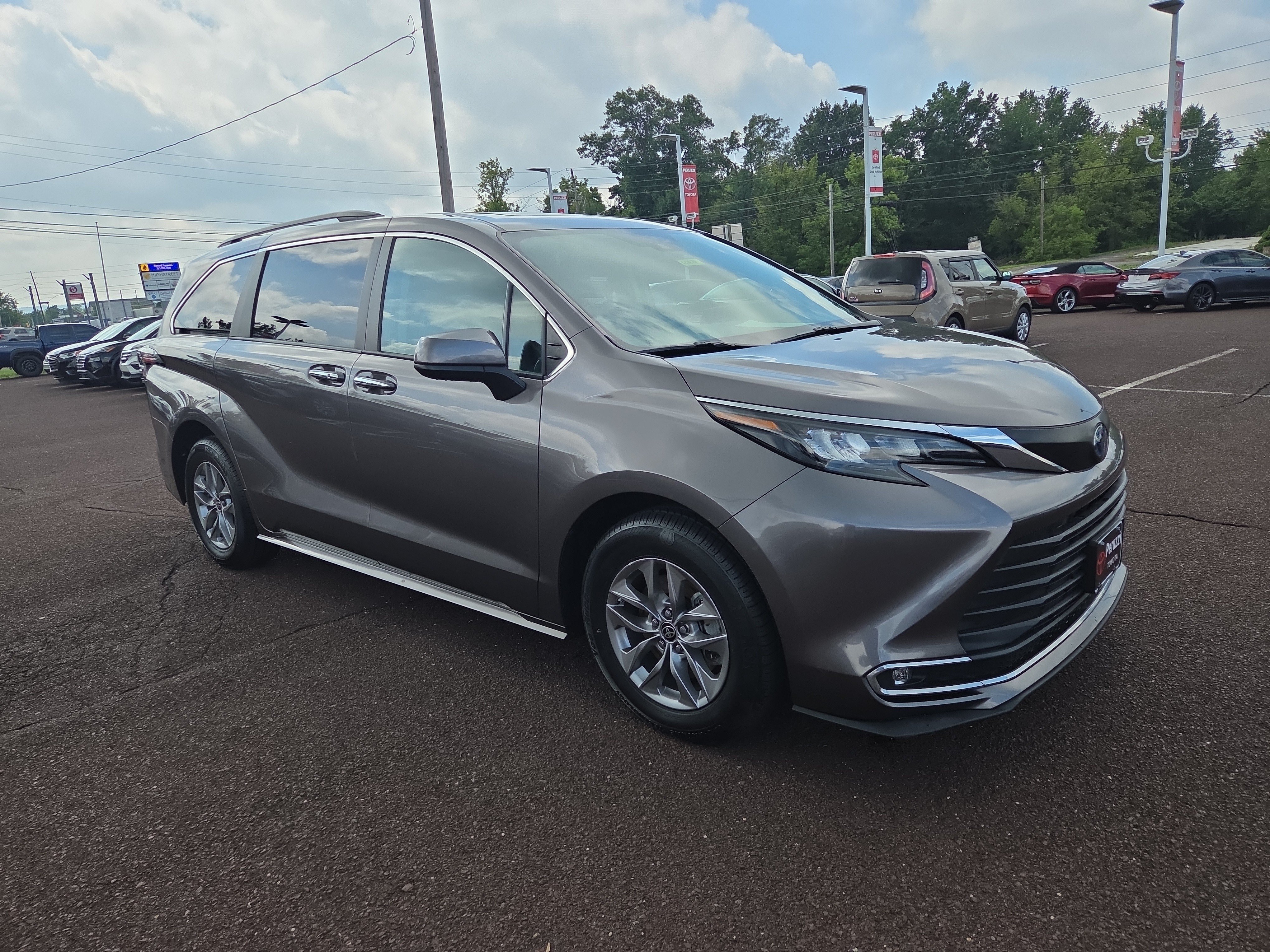 Certified 2024 Toyota Sienna XLE w/ XLE Plus Package