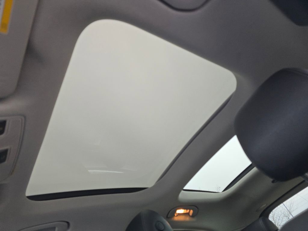 Certified 2020 Mercedes-Benz GLA 250 4MATIC image 3