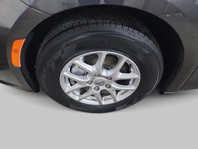 Used 2023 Chrysler Pacifica Touring-L image 31