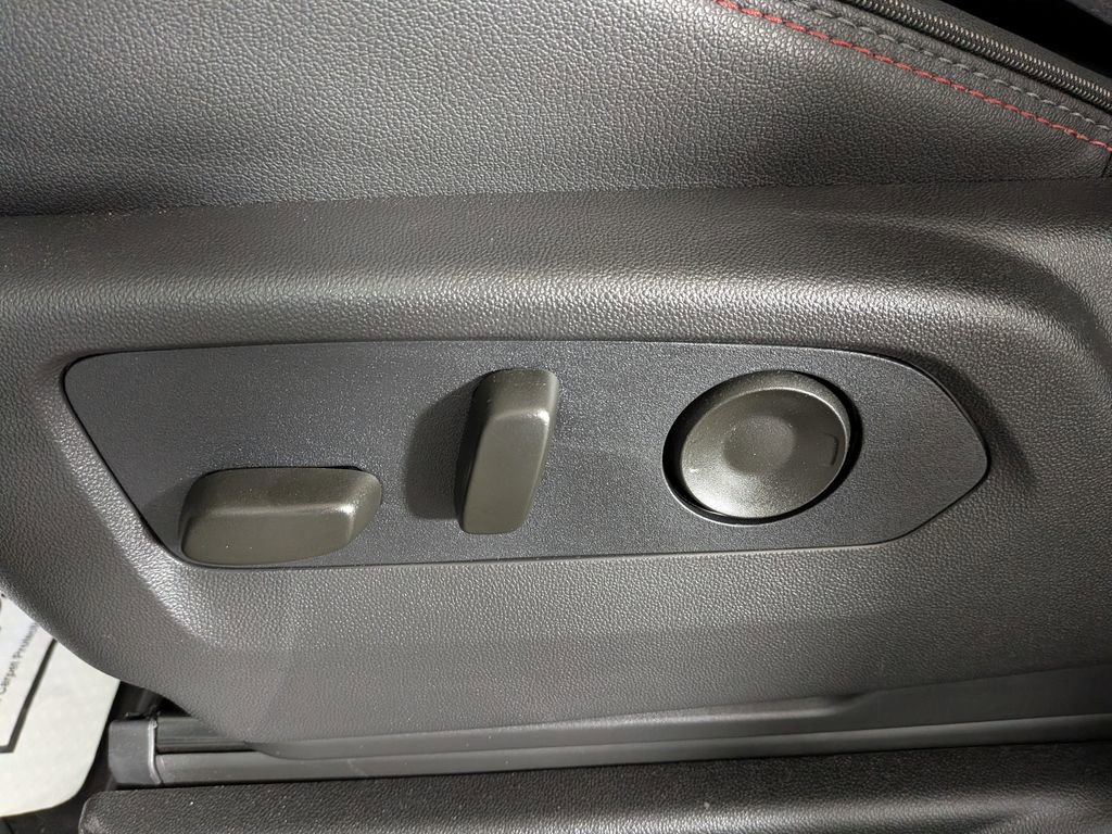 New 2026 Chevrolet Tahoe RST w/ RST Performance Edition image 17