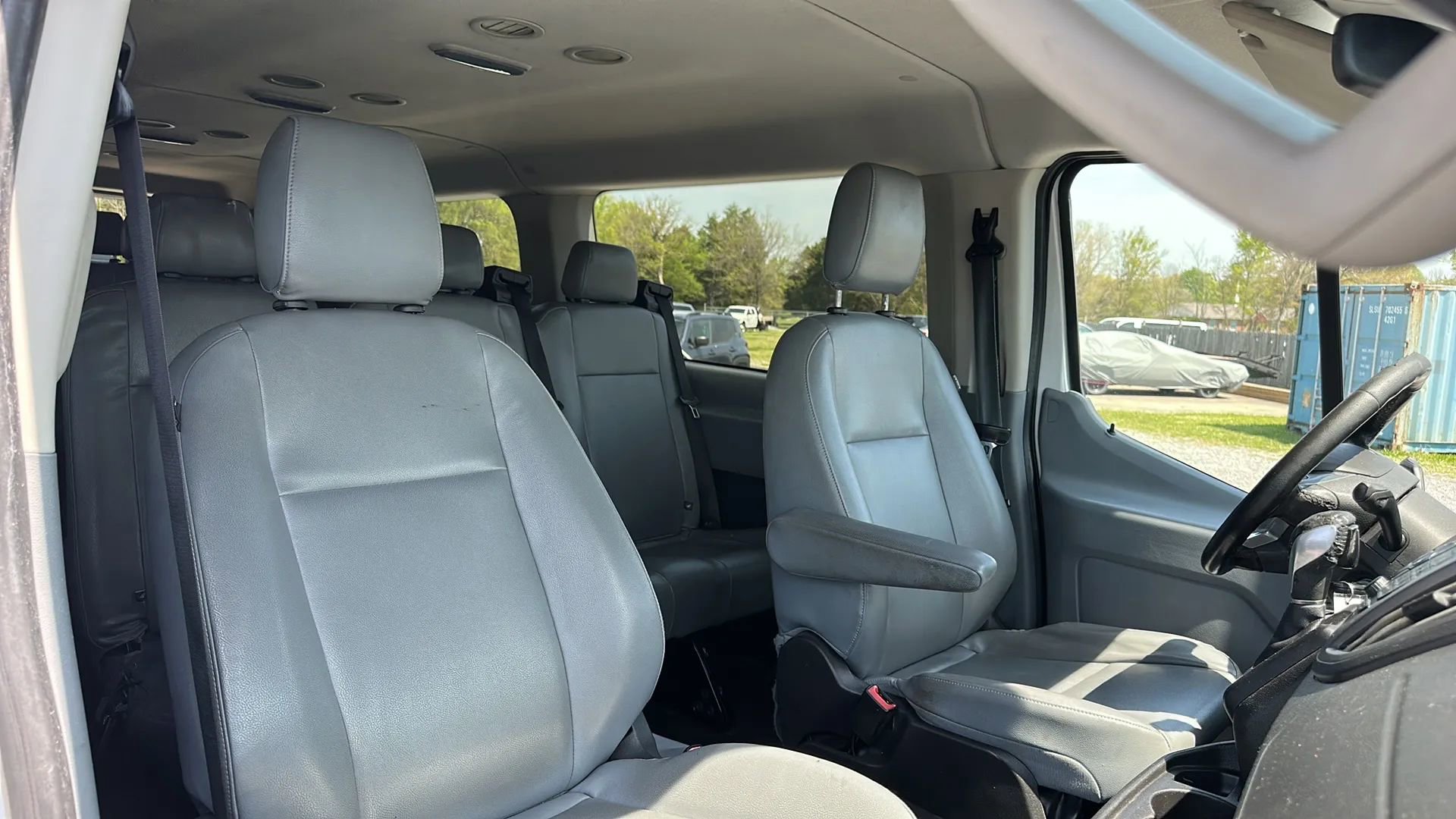 Used 2016 Ford Transit 350 XL RWD image 12