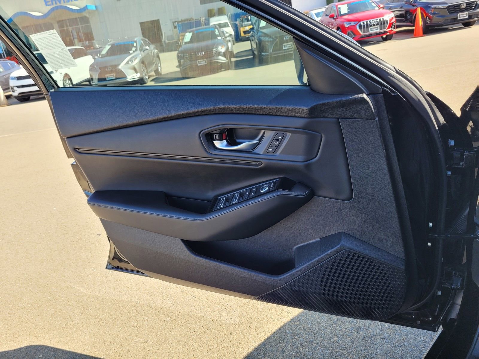 Certified 2025 Honda Accord Touring image 17