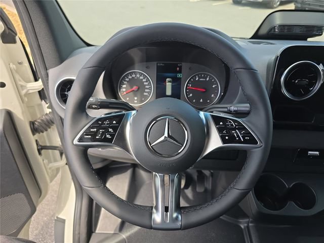 New 2026 Mercedes-Benz Sprinter 2500 image 21