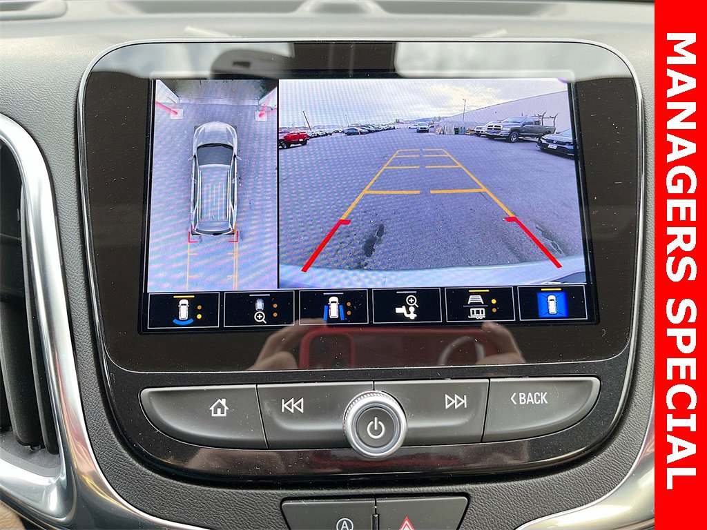 Used 2024 Chevrolet Equinox Premier image 14