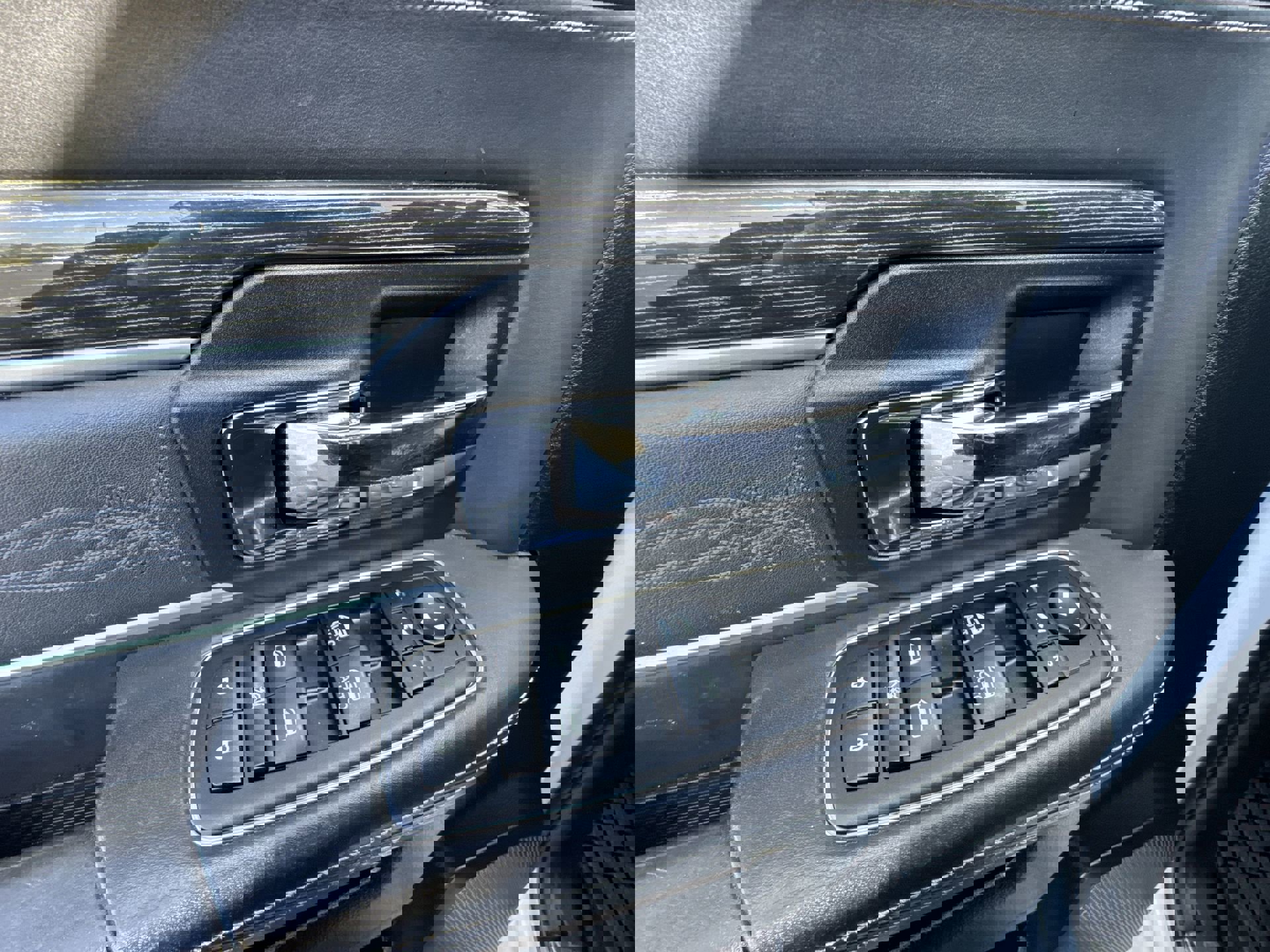 Used 2014 RAM 1500 Limited image 13