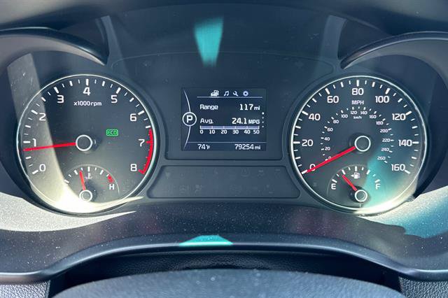 Used 2018 Kia Optima LX FWD image 25
