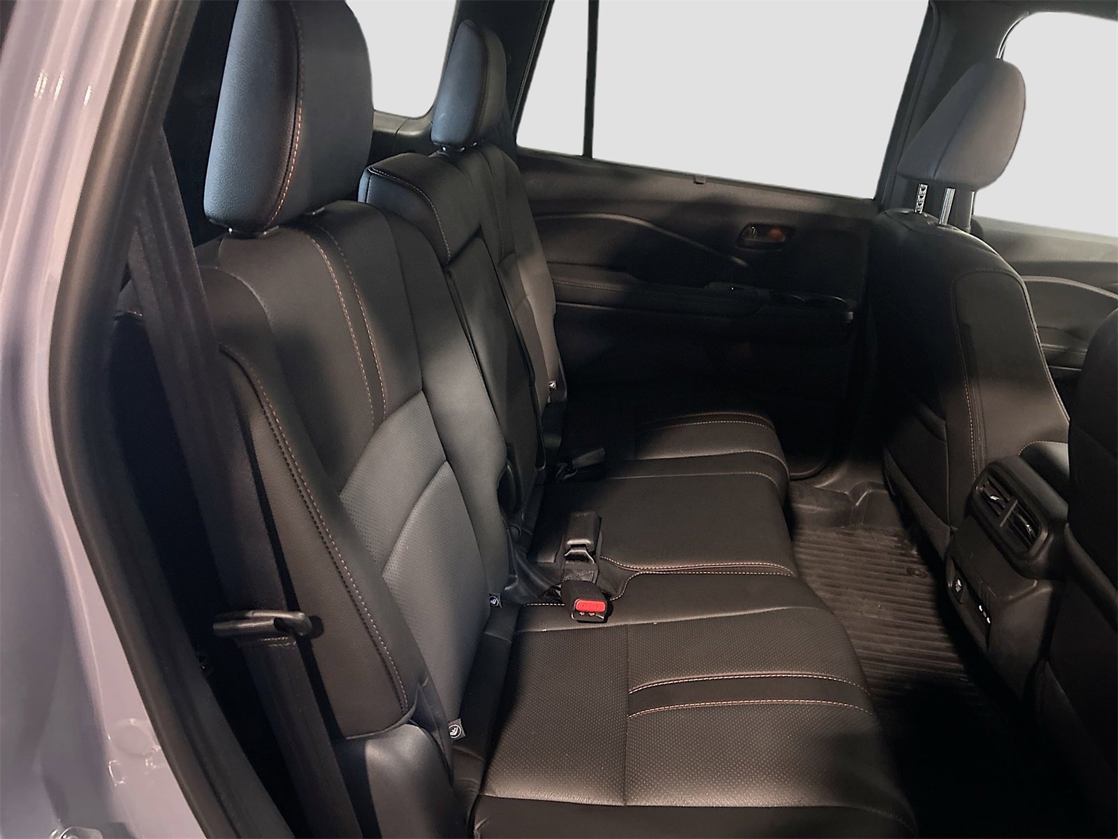 Used 2025 Honda Passport TrailSport image 29