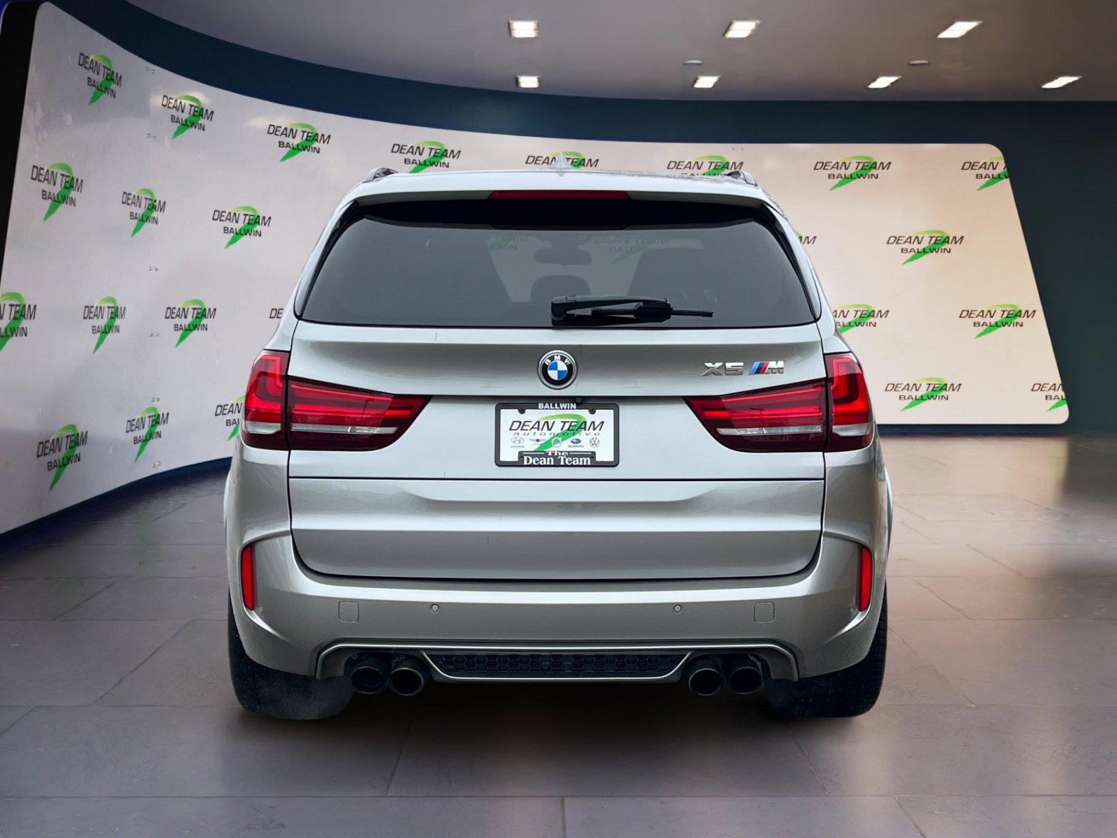 Used 2018 BMW X5 M w/ Executive Package image 7