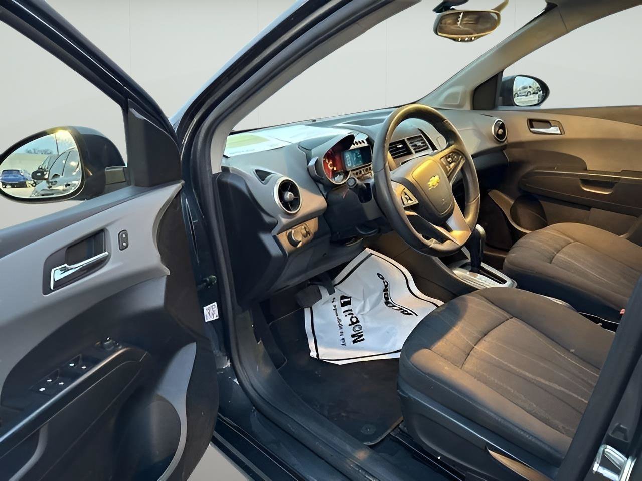 Used 2016 Chevrolet Sonic LT FWD image 15