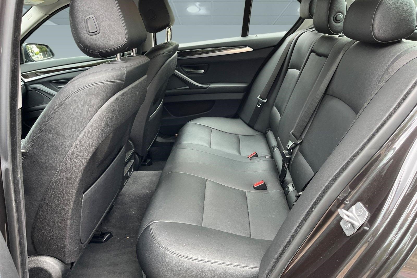 Used 2016 BMW 528i Sedan RWD image 9