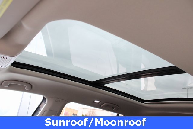 New 2024 Volkswagen Atlas Peak Edition SEL image 5