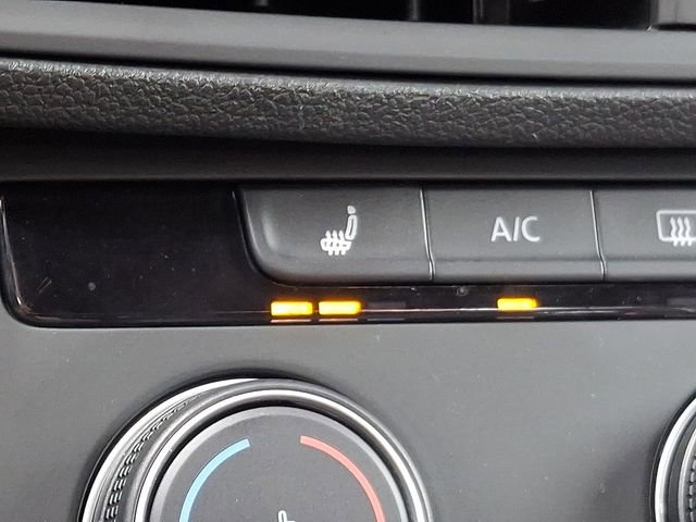 Used 2024 Volkswagen Jetta Sport image 18