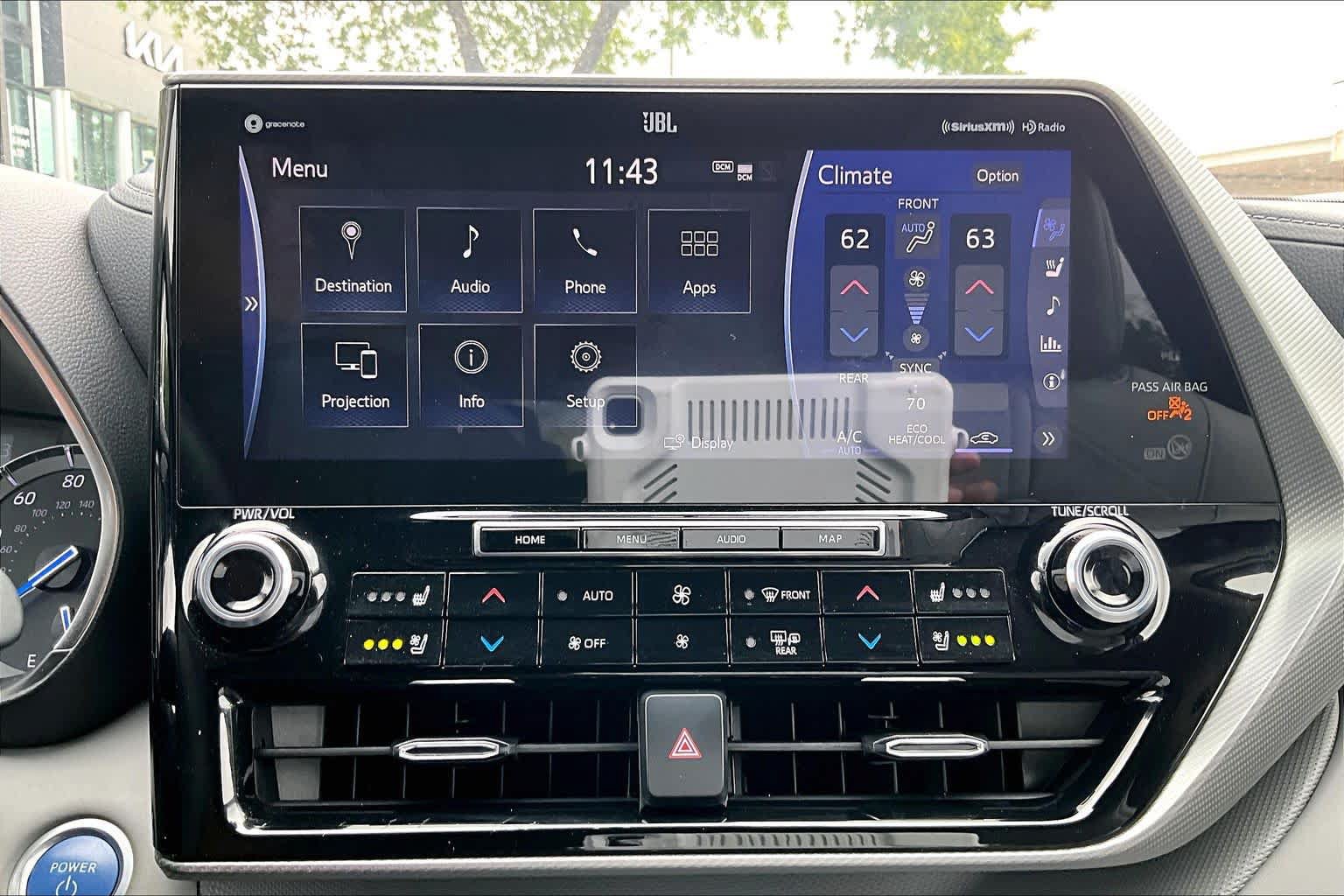 Used 2021 Toyota Highlander Platinum FWD image 32