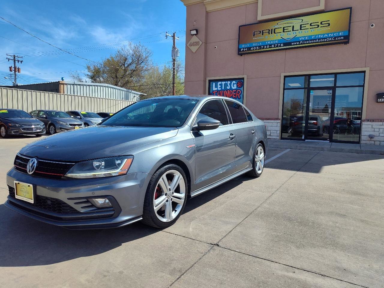 Used 2017 Volkswagen Jetta GLI FWD image 8