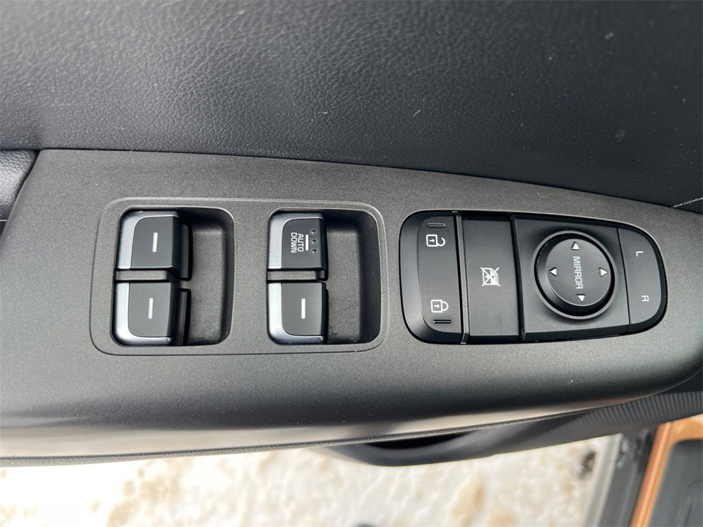 Used 2021 Kia Sportage LX image 17