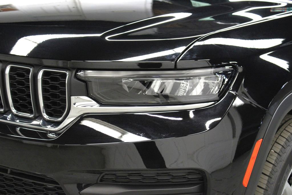 New 2026 Jeep Grand Cherokee Laredo image 34