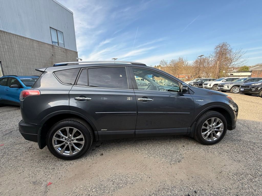 Used 2016 Toyota RAV4 Limited AWD/4WD image 5