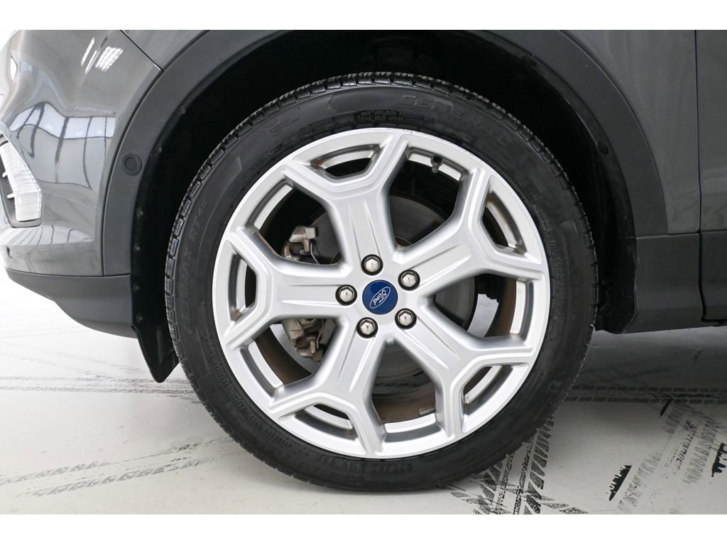 Used 2019 Ford Escape Titanium image 21