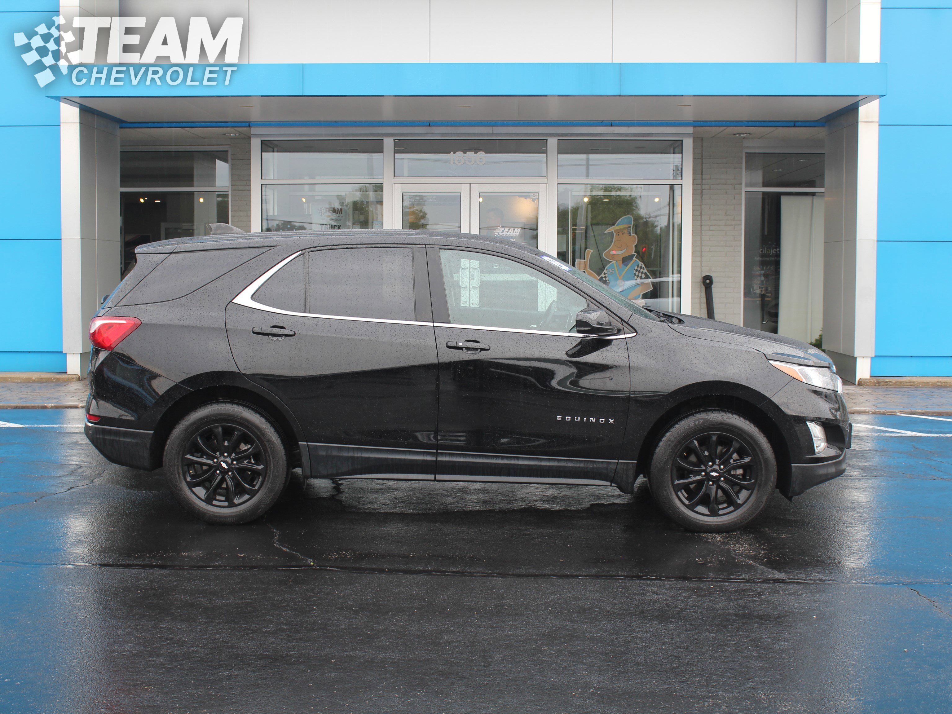 Used 2021 Chevrolet Equinox LT AWD/4WD image 3