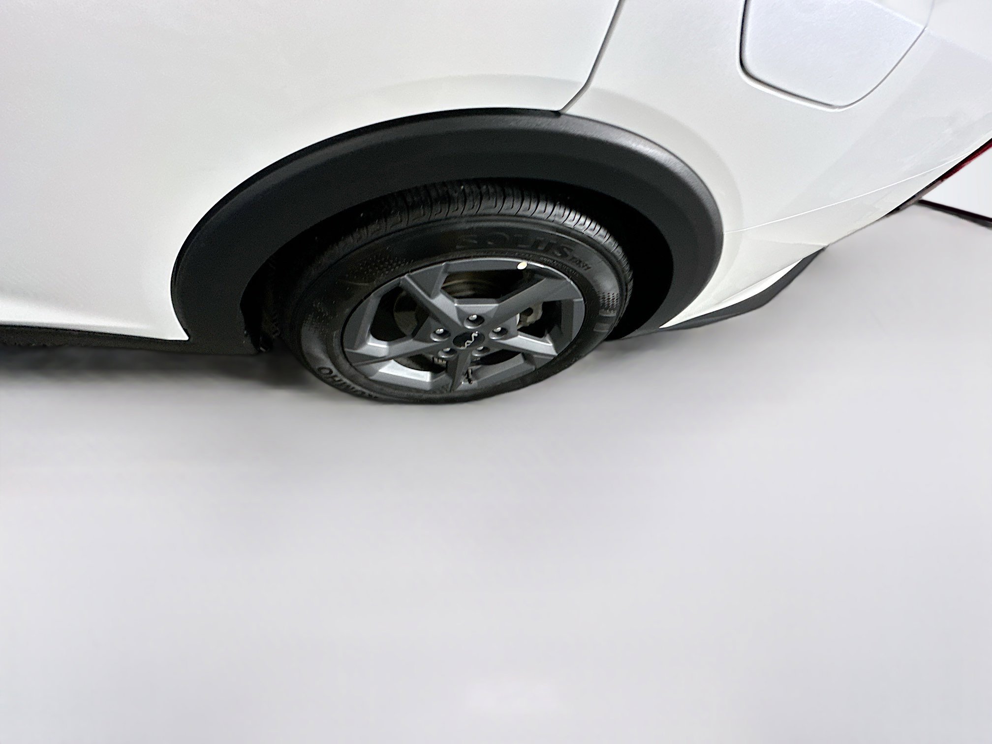 Used 2025 Kia K4 LXS image 11