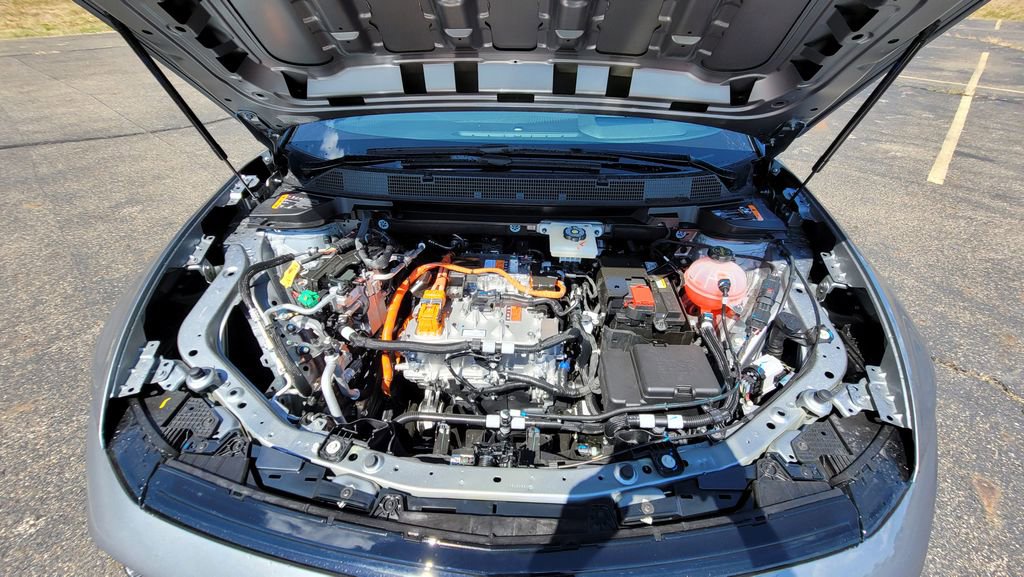 New 2025 Chevrolet Equinox EV RS w/ Convenience Package II image 17