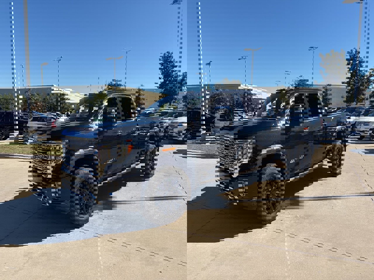 Used 2023 GMC Sierra 2500 Denali w/ Denali Black Diamond Edition