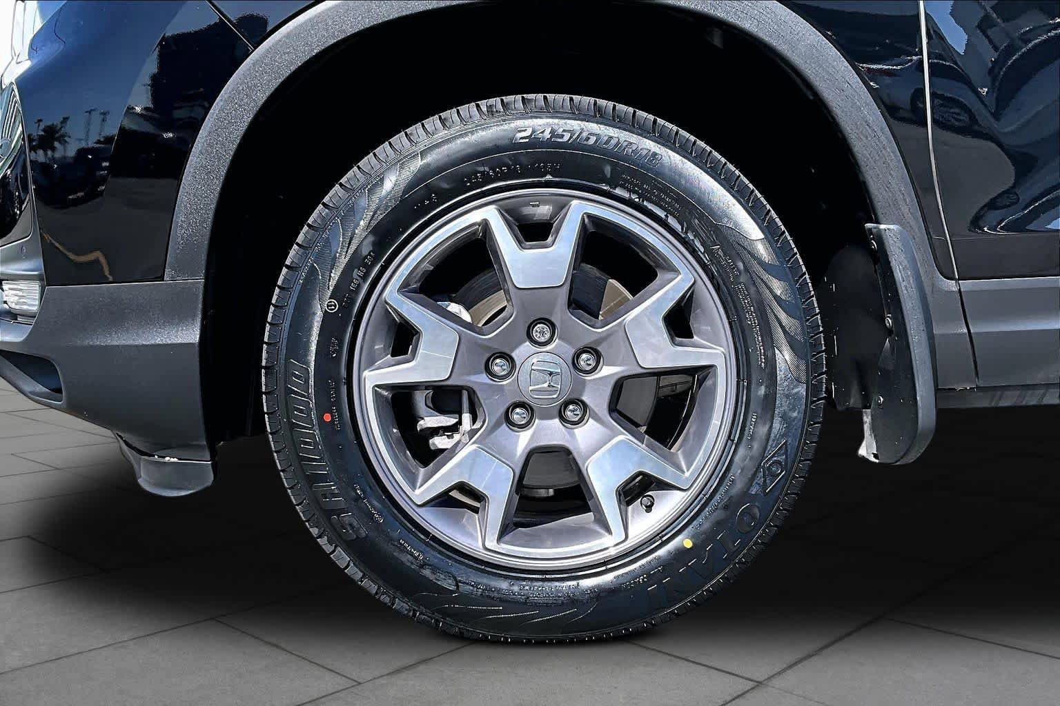 Used 2023 Honda Passport TrailSport image 10