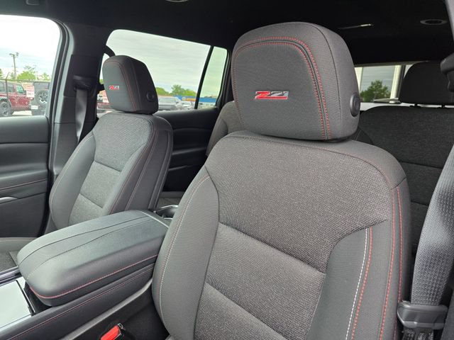 Used 2024 Chevrolet Traverse Z71 AWD/4WD image 6