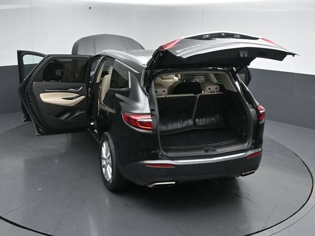 Used 2020 Buick Enclave Premium w/ Sun and Sites Package AWD/4WD image 59