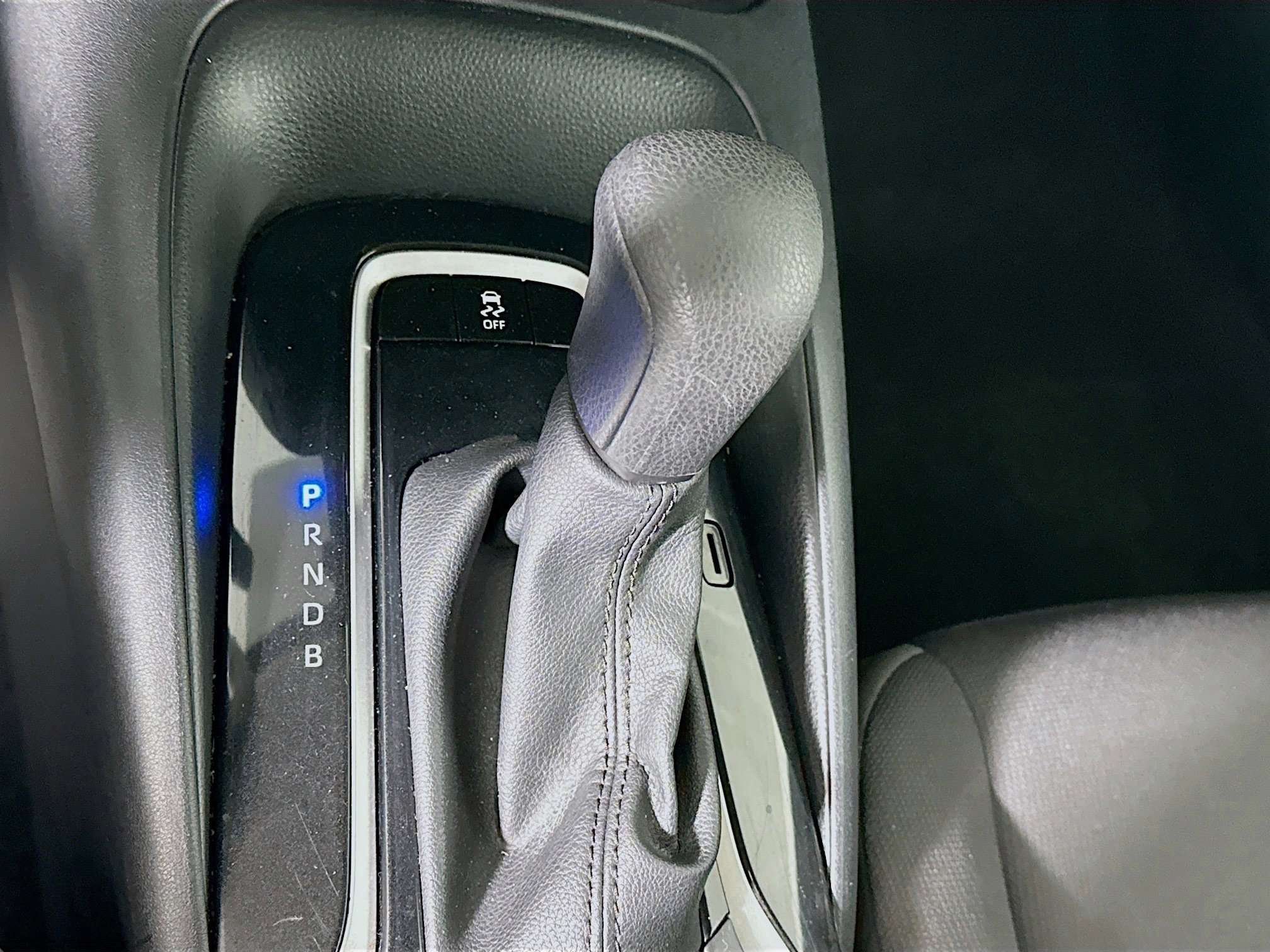 Used 2024 Toyota Corolla LE image 23