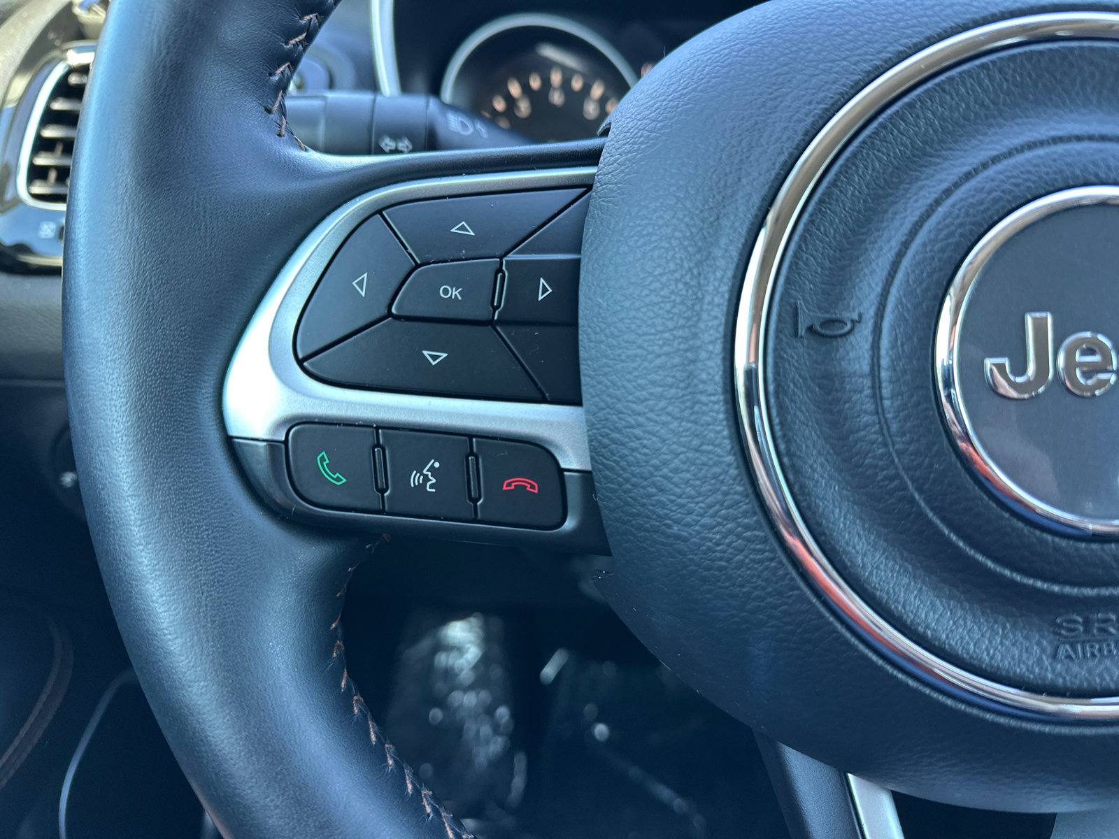 Used 2019 Jeep Compass Limited FWD image 20
