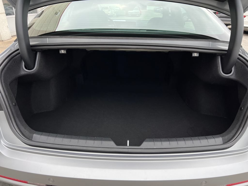Used 2026 Kia K5 GT w/ GT1 Package FWD image 9
