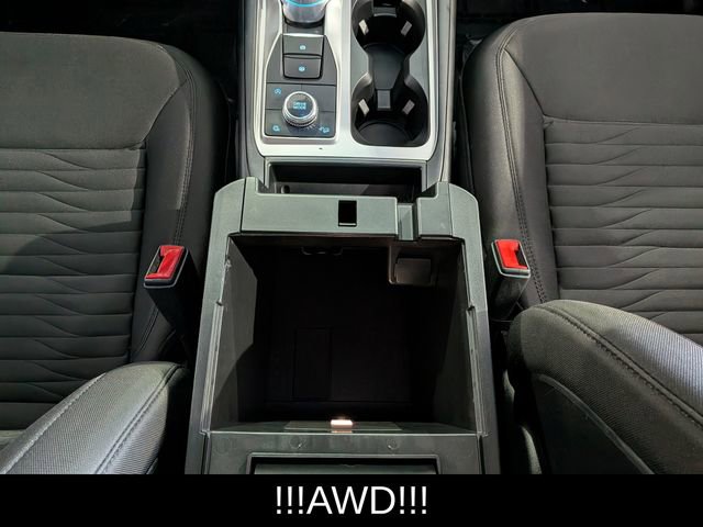 Used 2020 Ford Explorer XLT w/ Comfort Package image 32