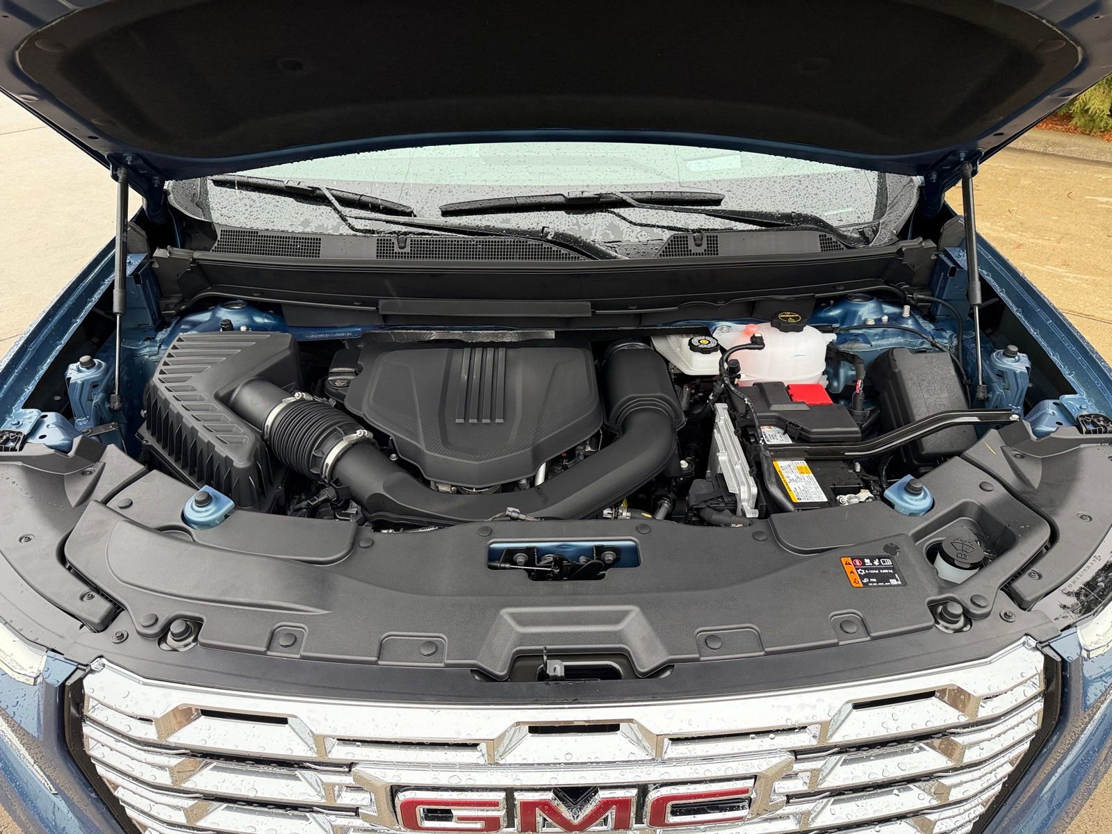 New 2026 GMC Acadia Denali w/ Super Cruise Package AWD/4WD image 36