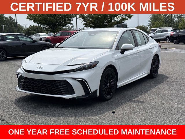 Used 2025 Toyota Camry SE FWD image 5