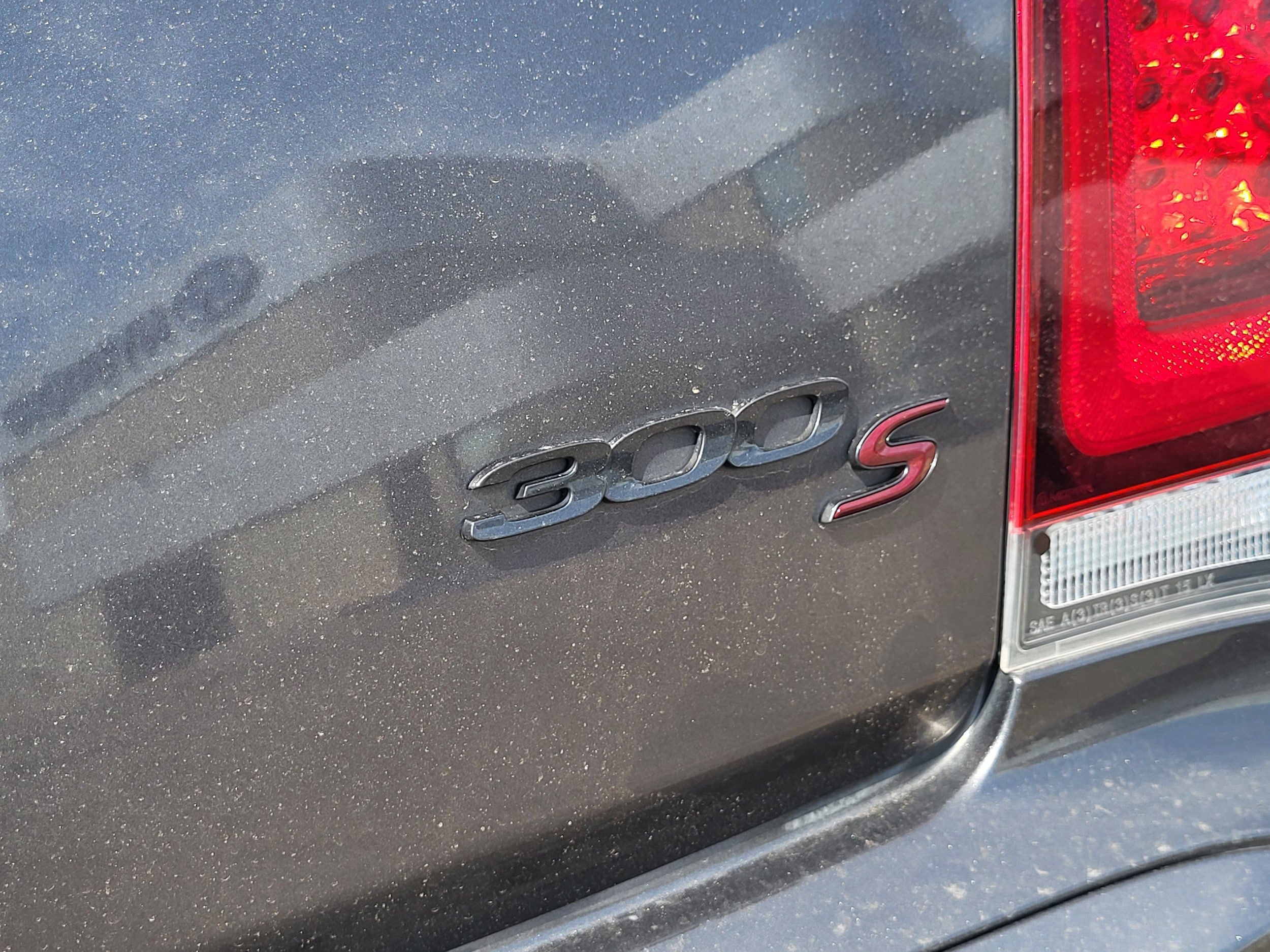 Used 2022 Chrysler 300 S RWD image 9