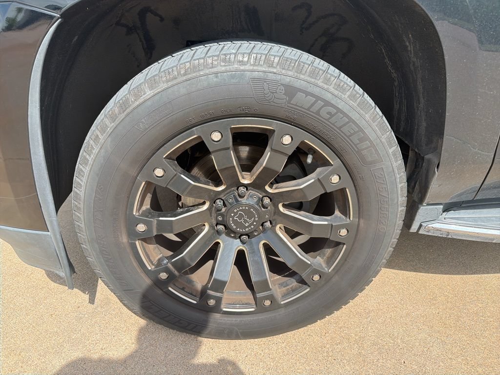 Used 2020 Cadillac Escalade Luxury AWD/4WD image 7