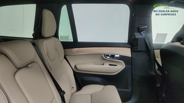 Used 2026 Volvo XC90 B5 Plus w/ Protection Package AWD/4WD image 39