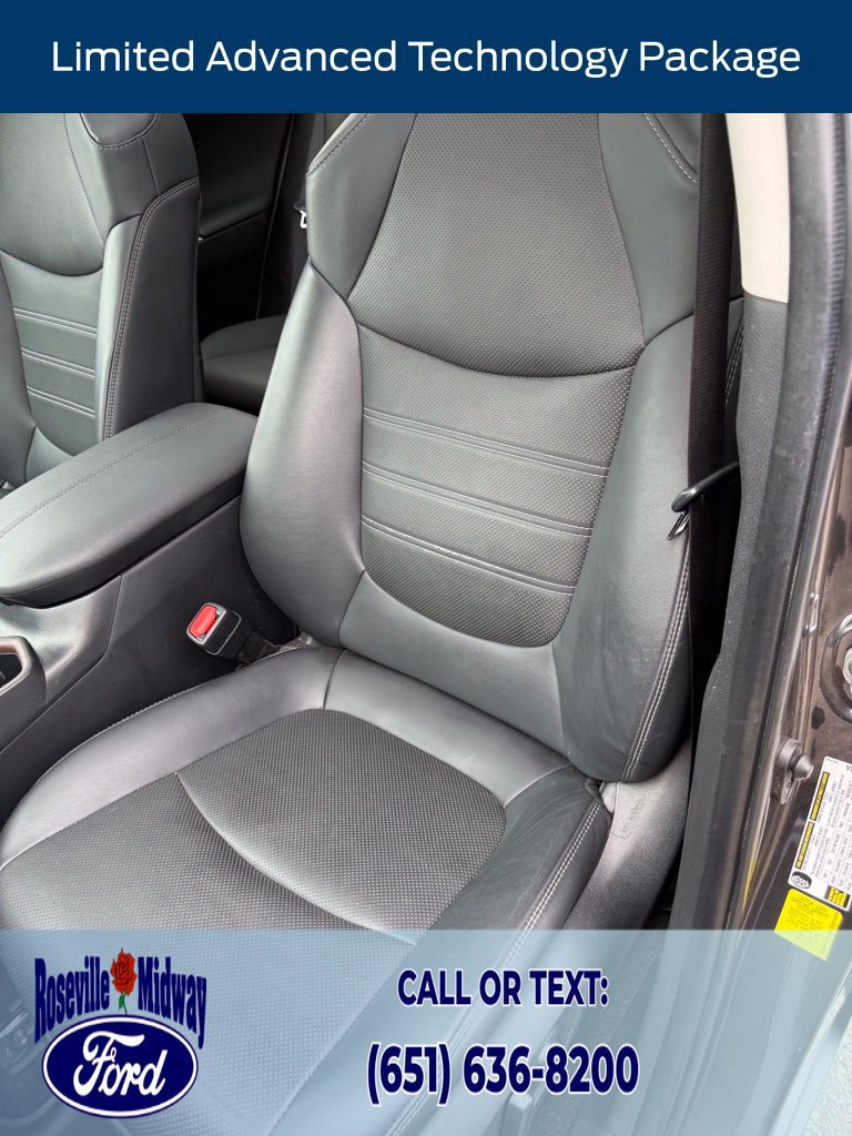 Used 2023 Toyota RAV4 Limited AWD/4WD image 6