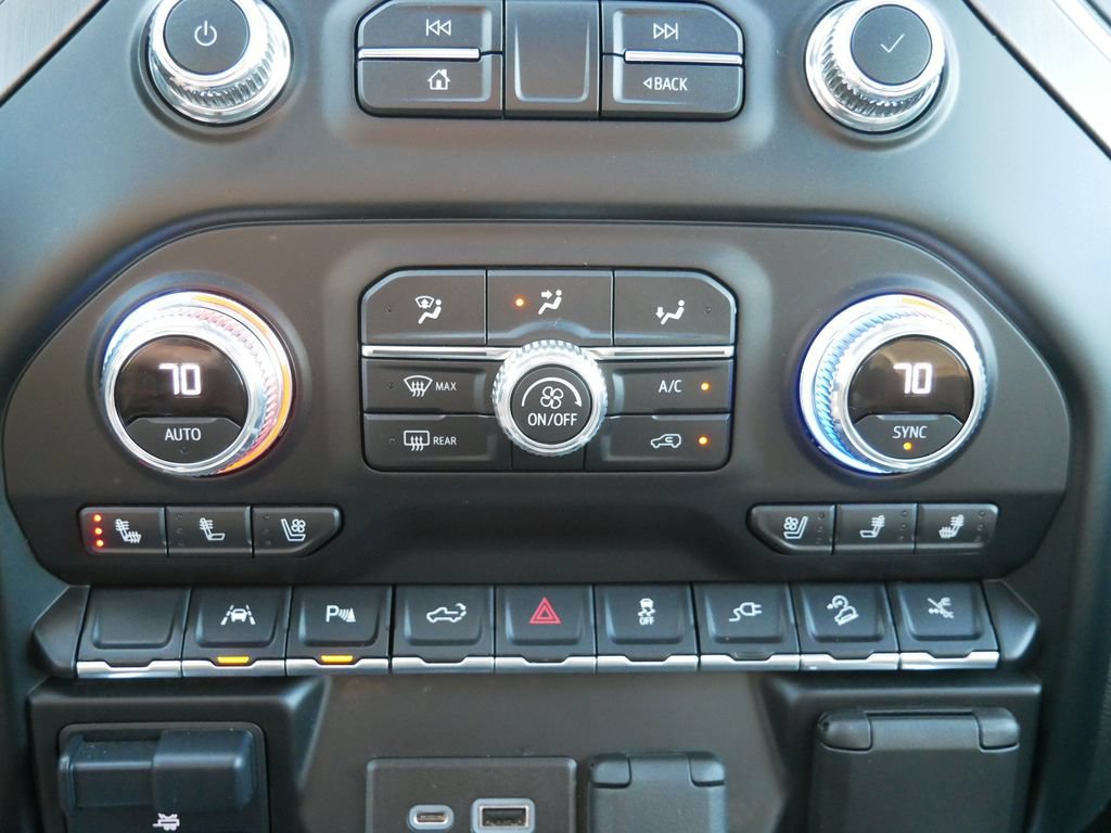 Used 2022 GMC Sierra 1500 Denali w/ Denali Premium Package AWD/4WD image 20