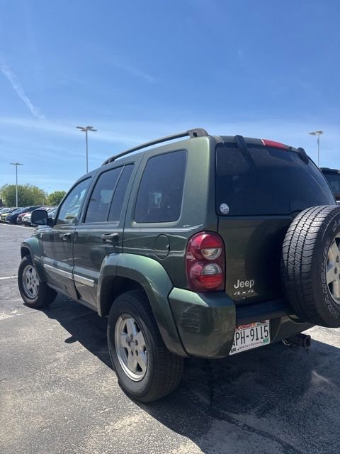 Used 2006 Jeep Liberty Sport AWD/4WD image 3