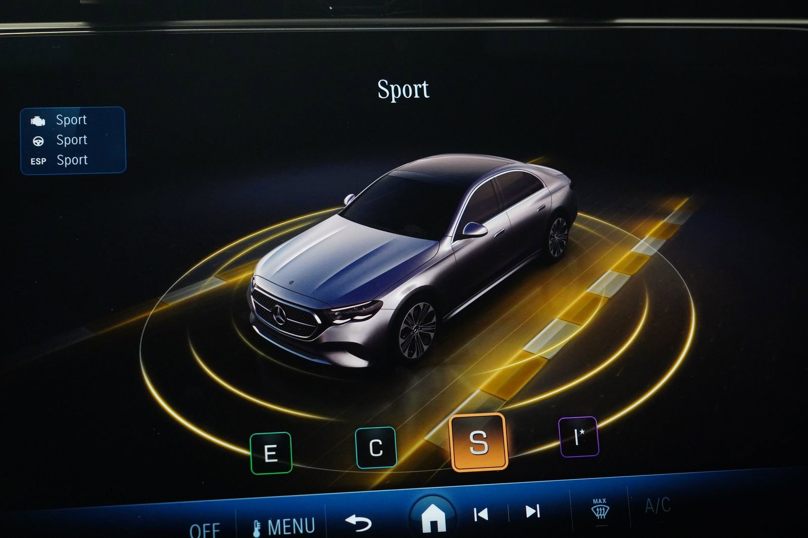 New 2026 Mercedes-Benz E 450 4MATIC Sedan image 26