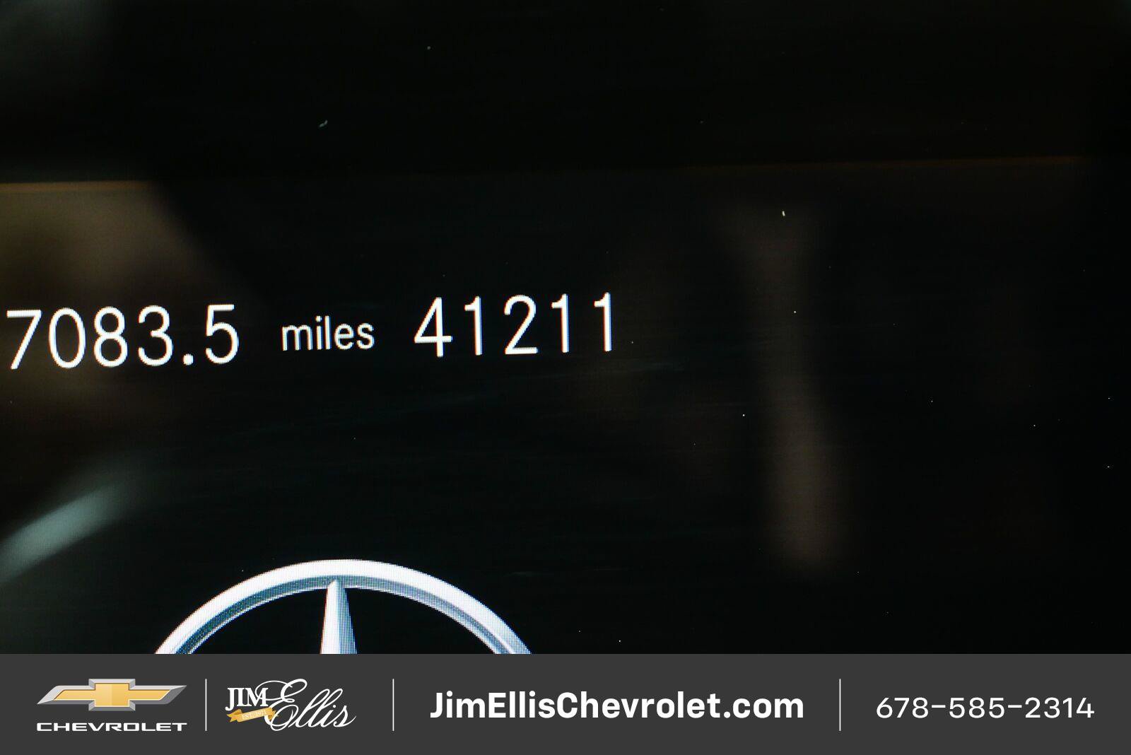 Used 2022 Mercedes-Benz GLB 250 w/ Premium Package Lite image 8