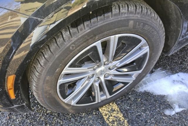 Used 2024 Cadillac Lyriq Luxury w/ LPO, Floor Liner Package image 7