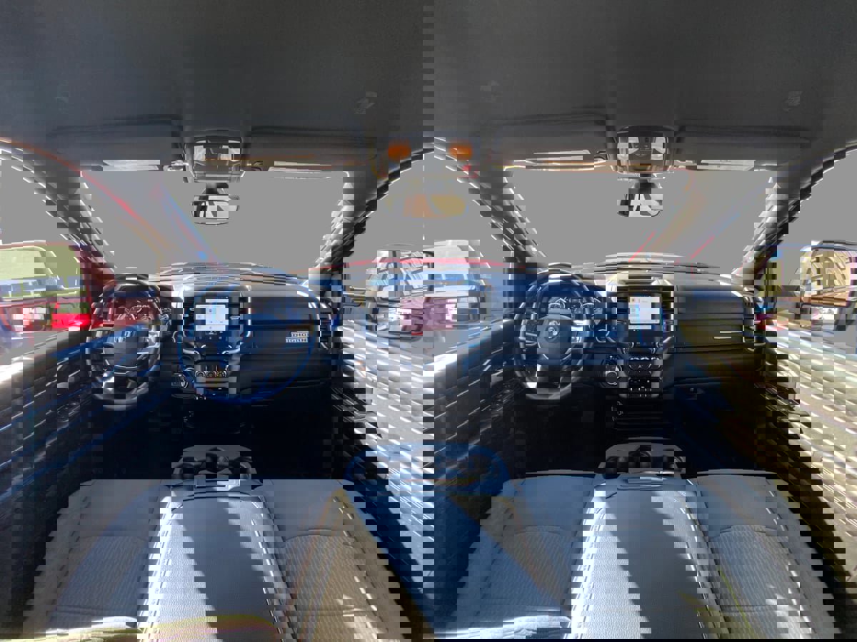 Used 2024 RAM 2500 Big Horn w/ Bed Utility Group image 22