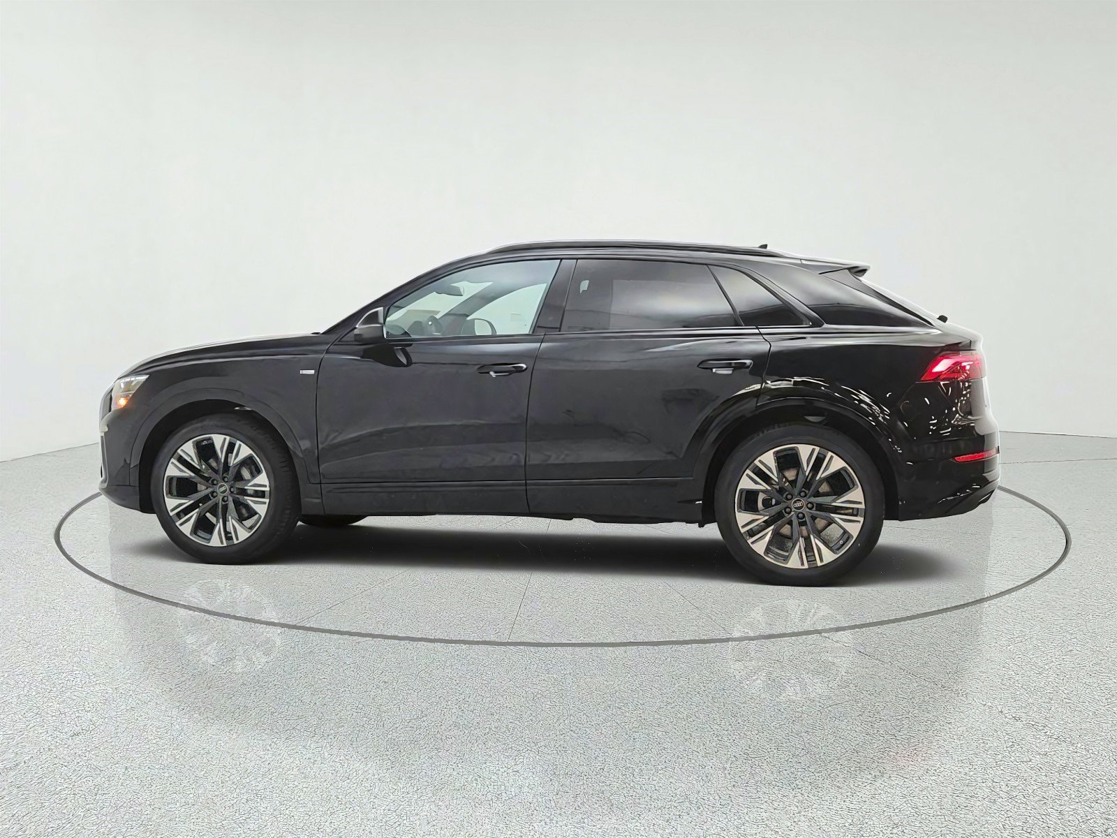New 2026 Audi Q8 Prestige AWD/4WD image 7
